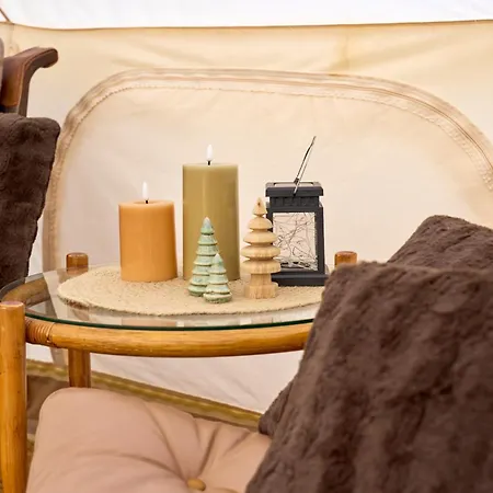 Campo de lujo Hesselgaard Glamping *