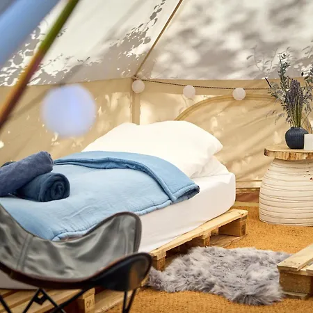 Hesselgaard Glamping * 달비