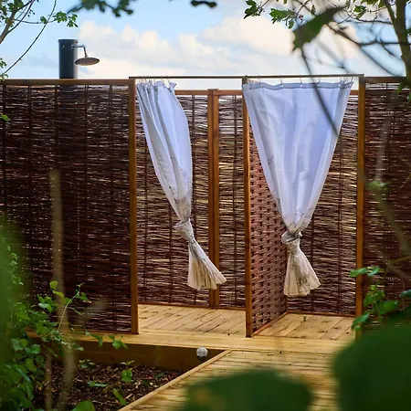 Hesselgaard Glamping *